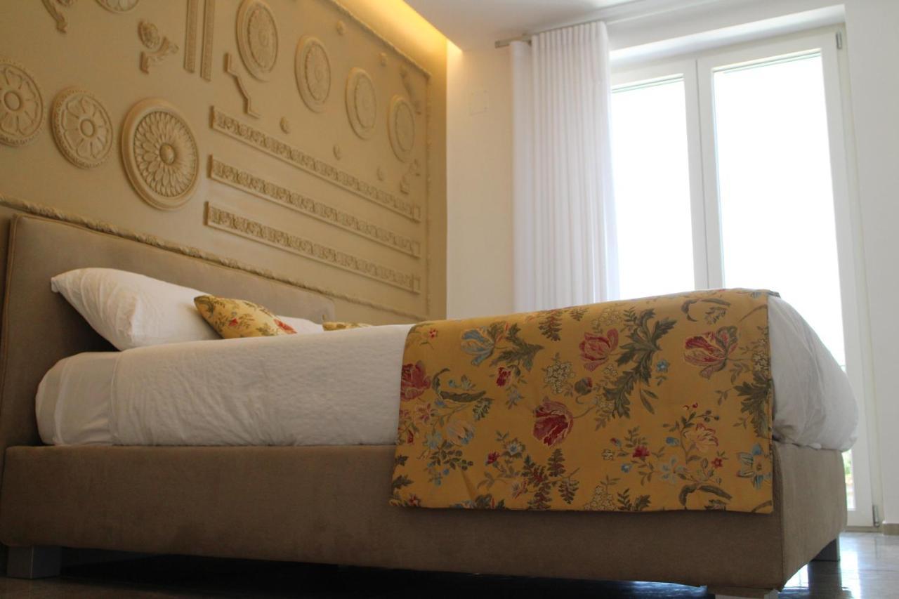 Il Cavaliere Bed And Breakfast Казерта Экстерьер фото