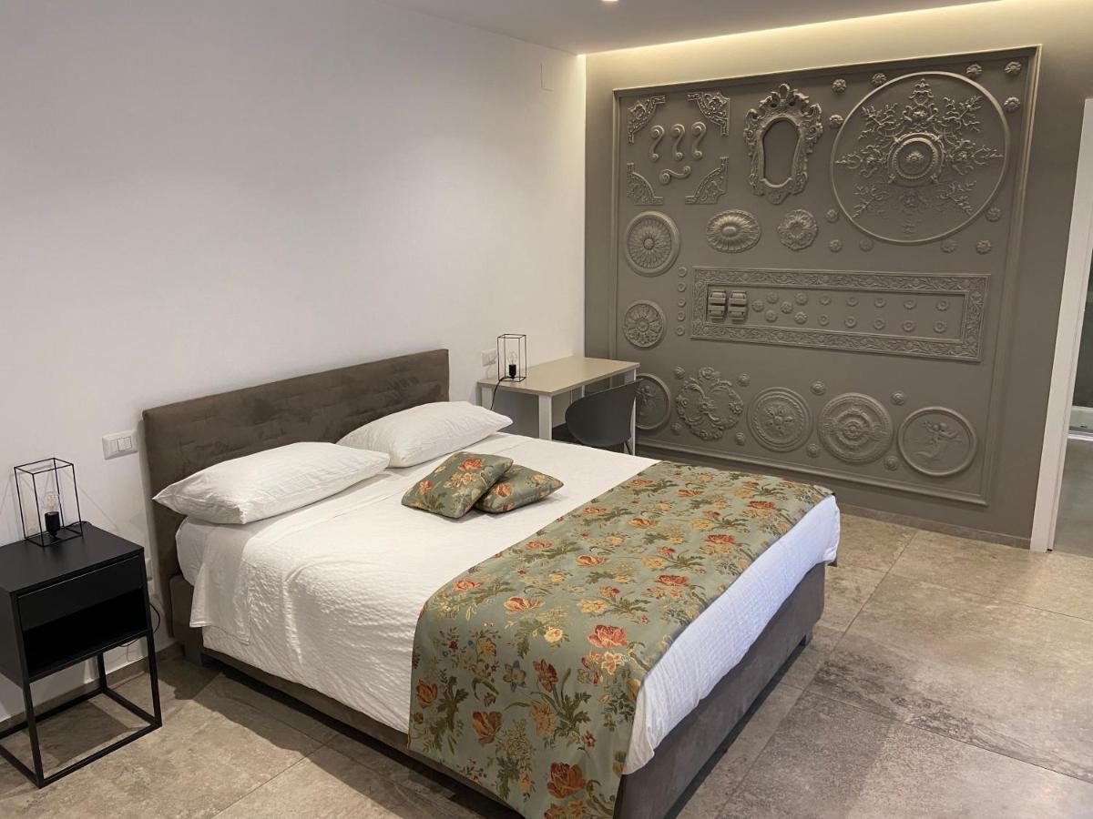 Il Cavaliere Bed And Breakfast Казерта Экстерьер фото